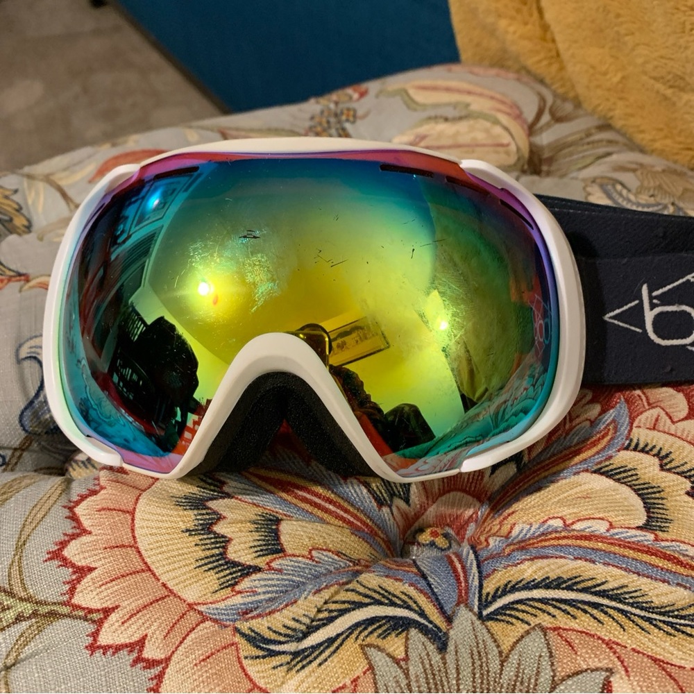 BOLLE Spherical Polarized Mirrored Snowboard Ski Goggles Adjustable